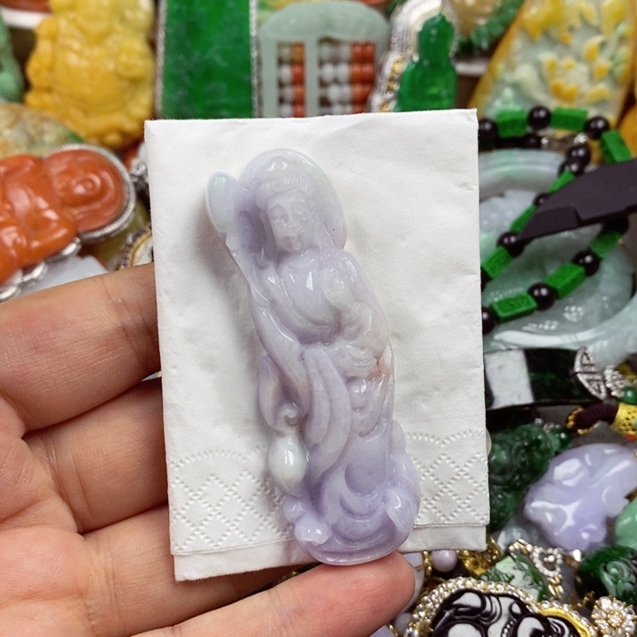 翡翠未镶嵌吊坠(赠链)