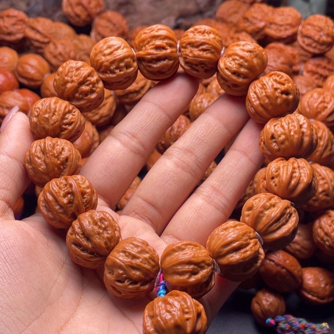 文玩核桃吊坠池****?树王京八棱