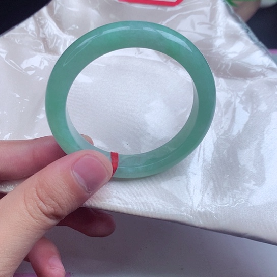 翡翠手镯未镶嵌正圈036