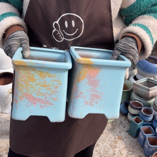 红陶口16高19瑕疵