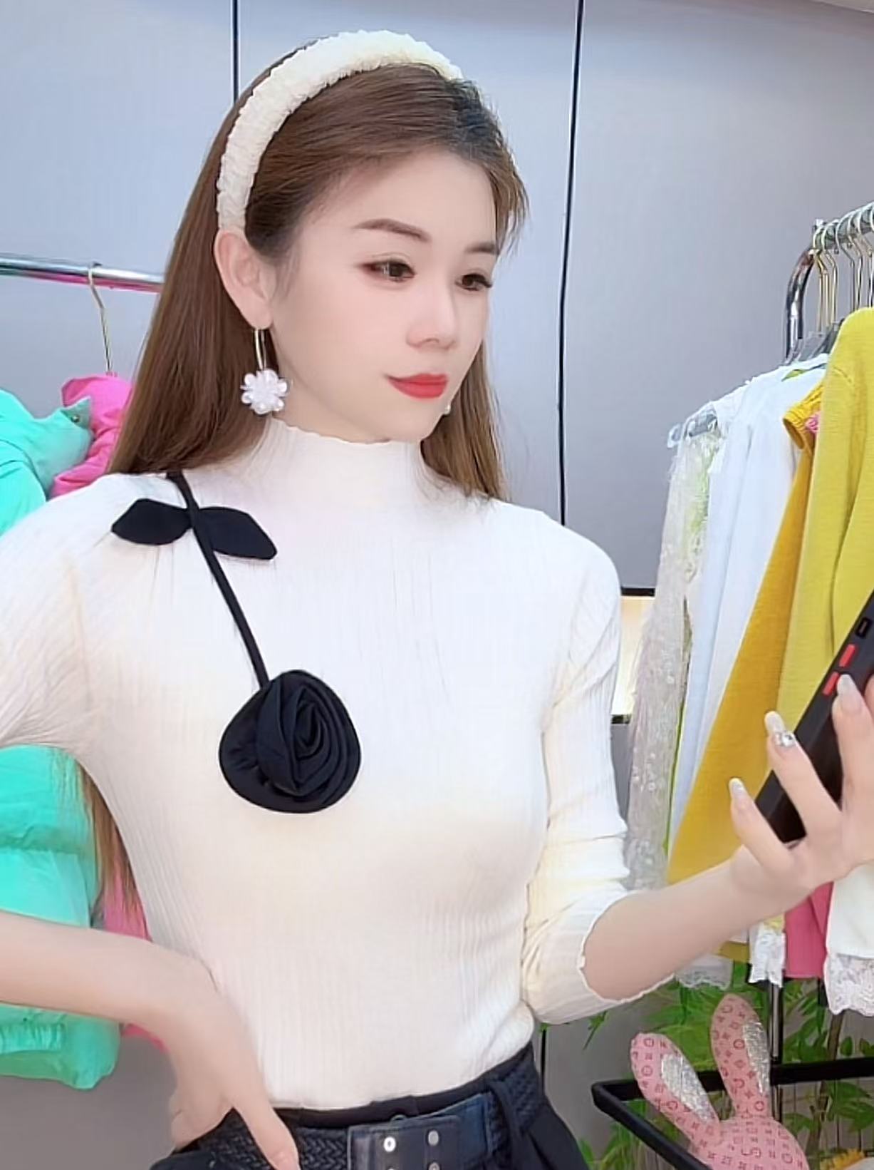 322#手工花朵针织上衣