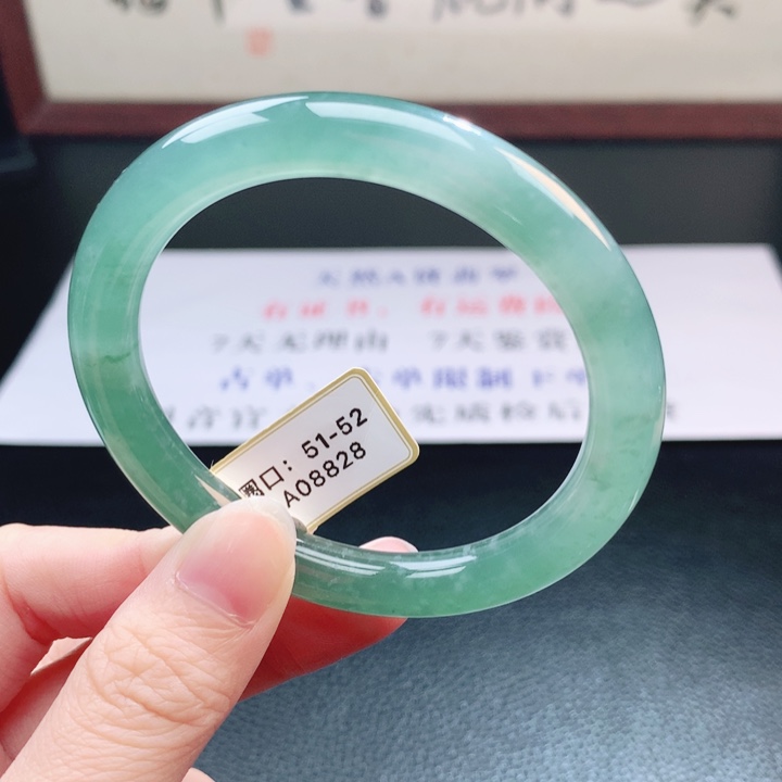 翡翠未镶嵌手镯翡翠手镯59
