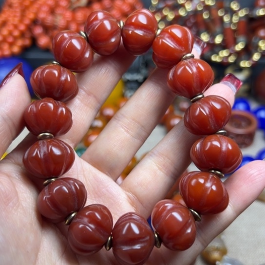 玛瑙/玉髓颈饰未镶嵌