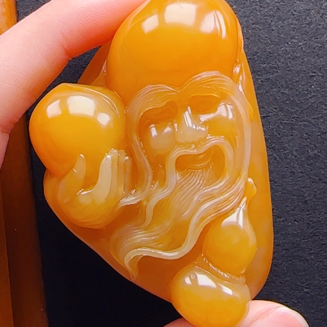 石英质玉（黄龙玉）1未镶嵌天**云