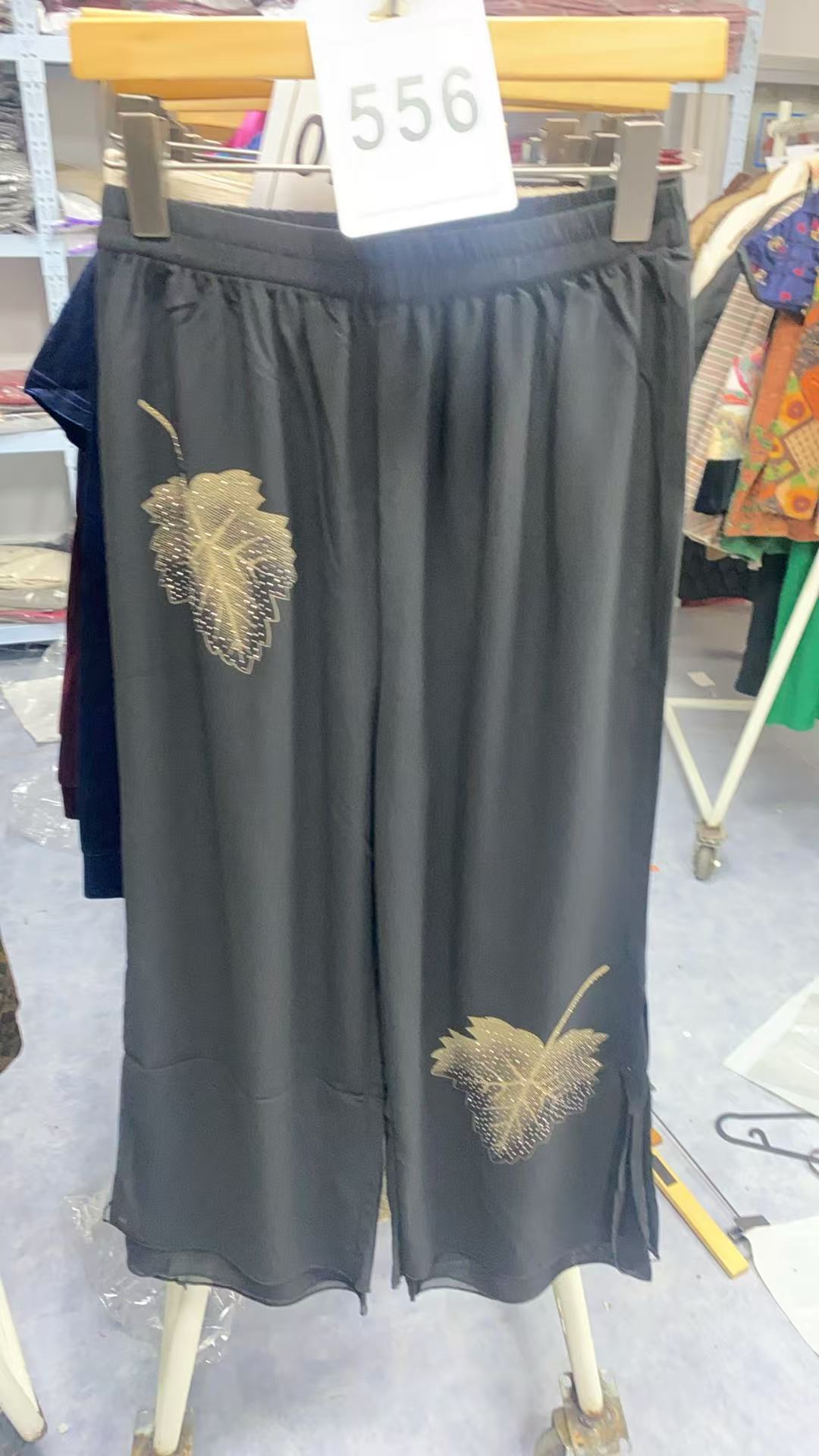 556-常规款薄款干裤裤子女裤中老年女装