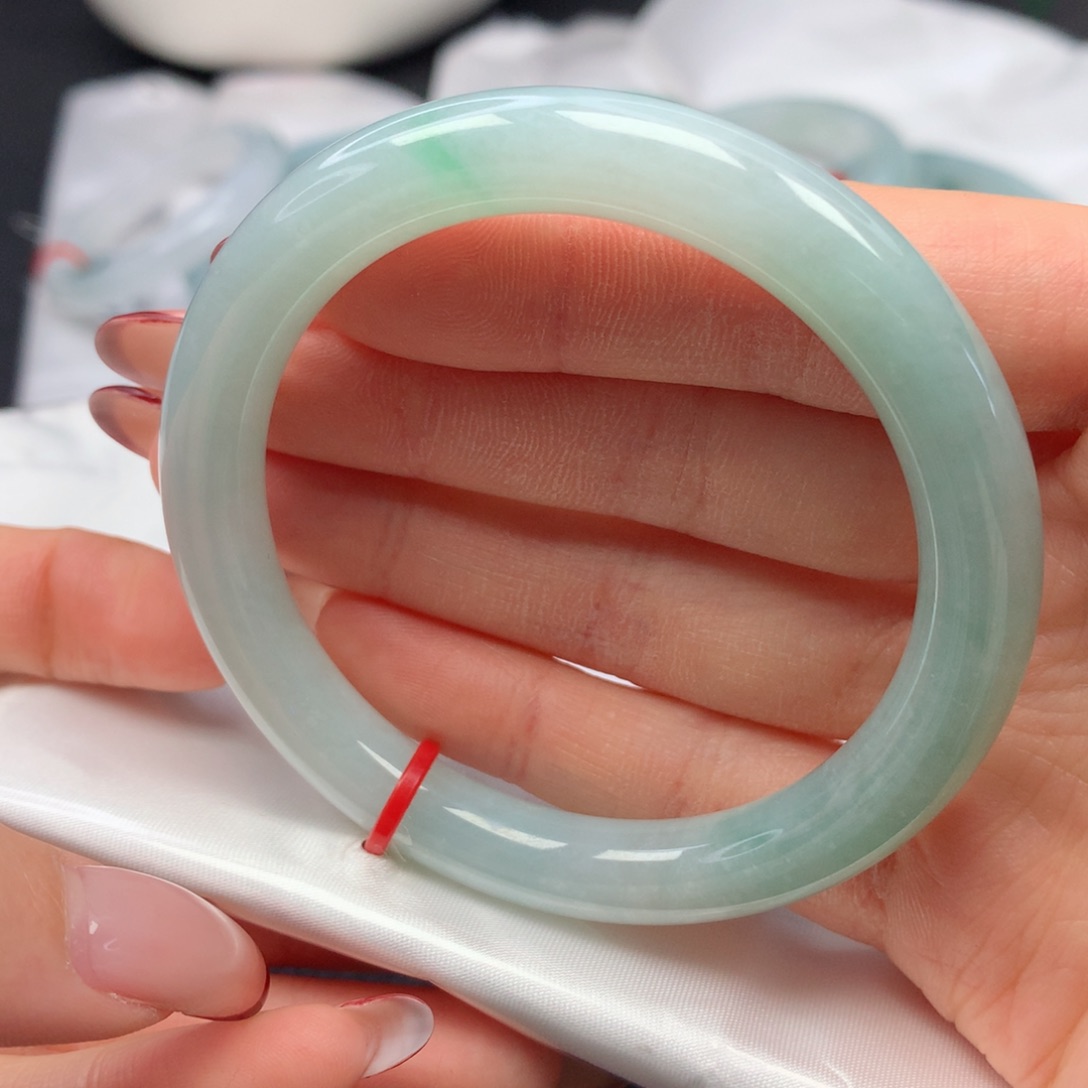 翡翠手镯未镶嵌54.4圆条