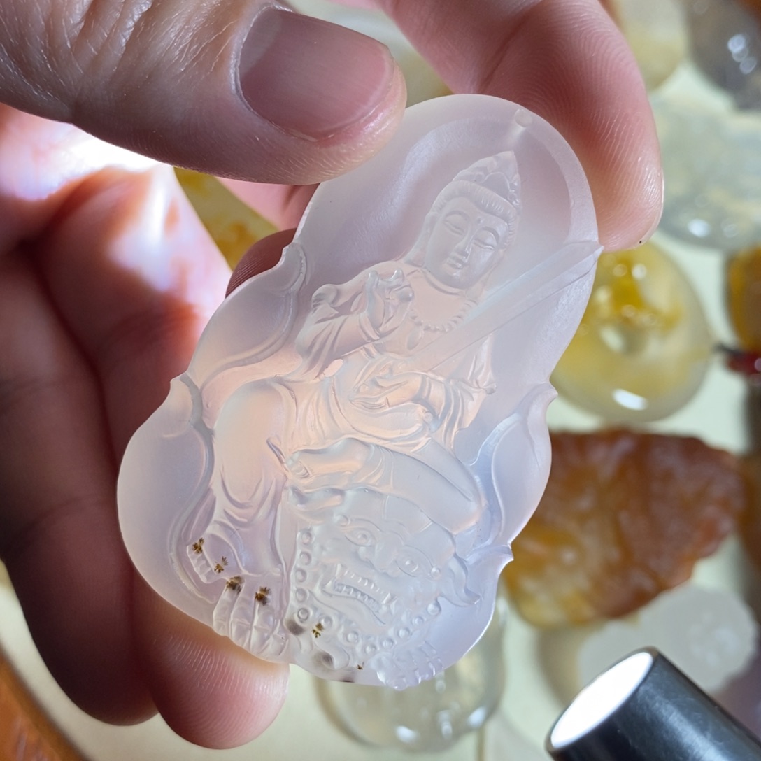 玛瑙/玉髓足铂镶嵌颈饰高冰玛瑙文殊菩萨