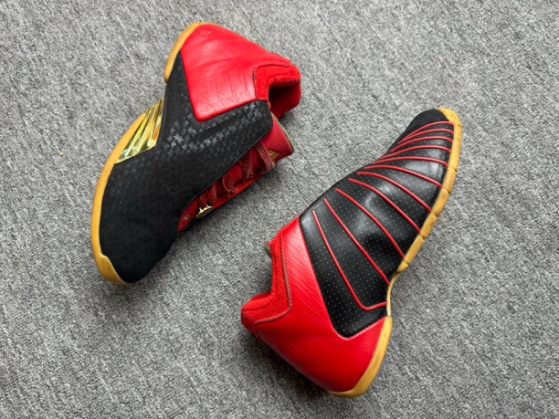 95新 adidas/阿迪达斯 95新烁/40.5码/阿迪达斯/麦迪3 羊年限定