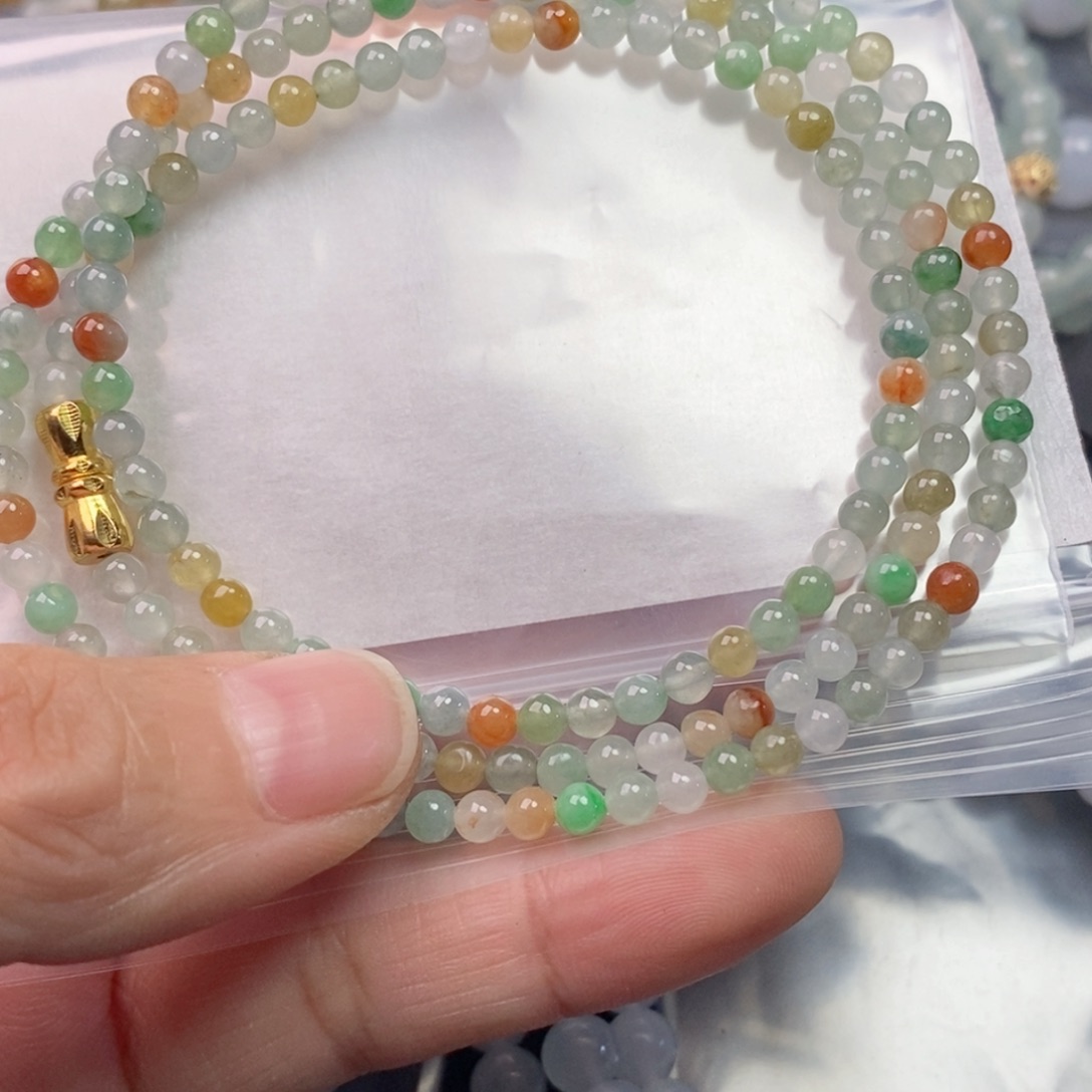 定制翡翠未镶嵌冬**雪翡翠定制手链