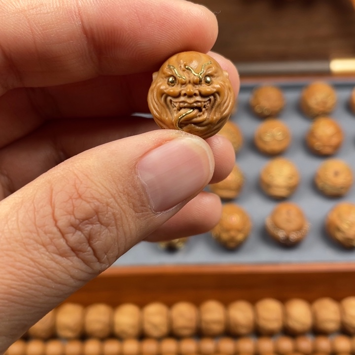 舔僧单颗猴头全品