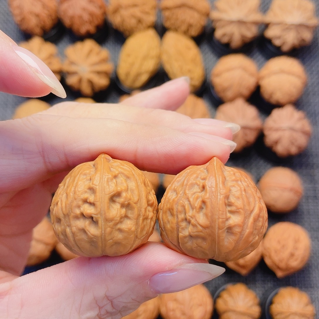 文玩核桃把件西瓜球