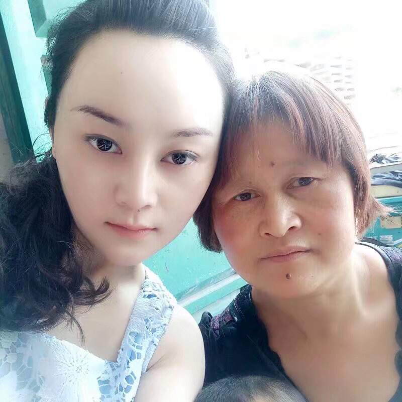 看主播以前的照片 梳