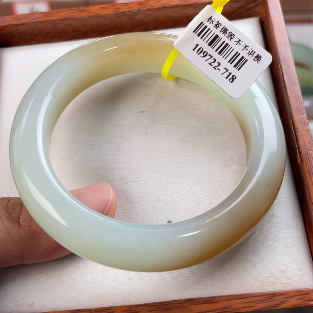 【闪购商品】和田玉手镯未镶嵌54.2 32