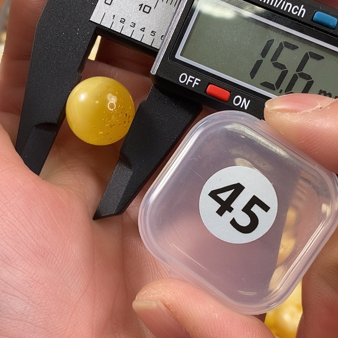 琥珀裸石未镶嵌微瑕