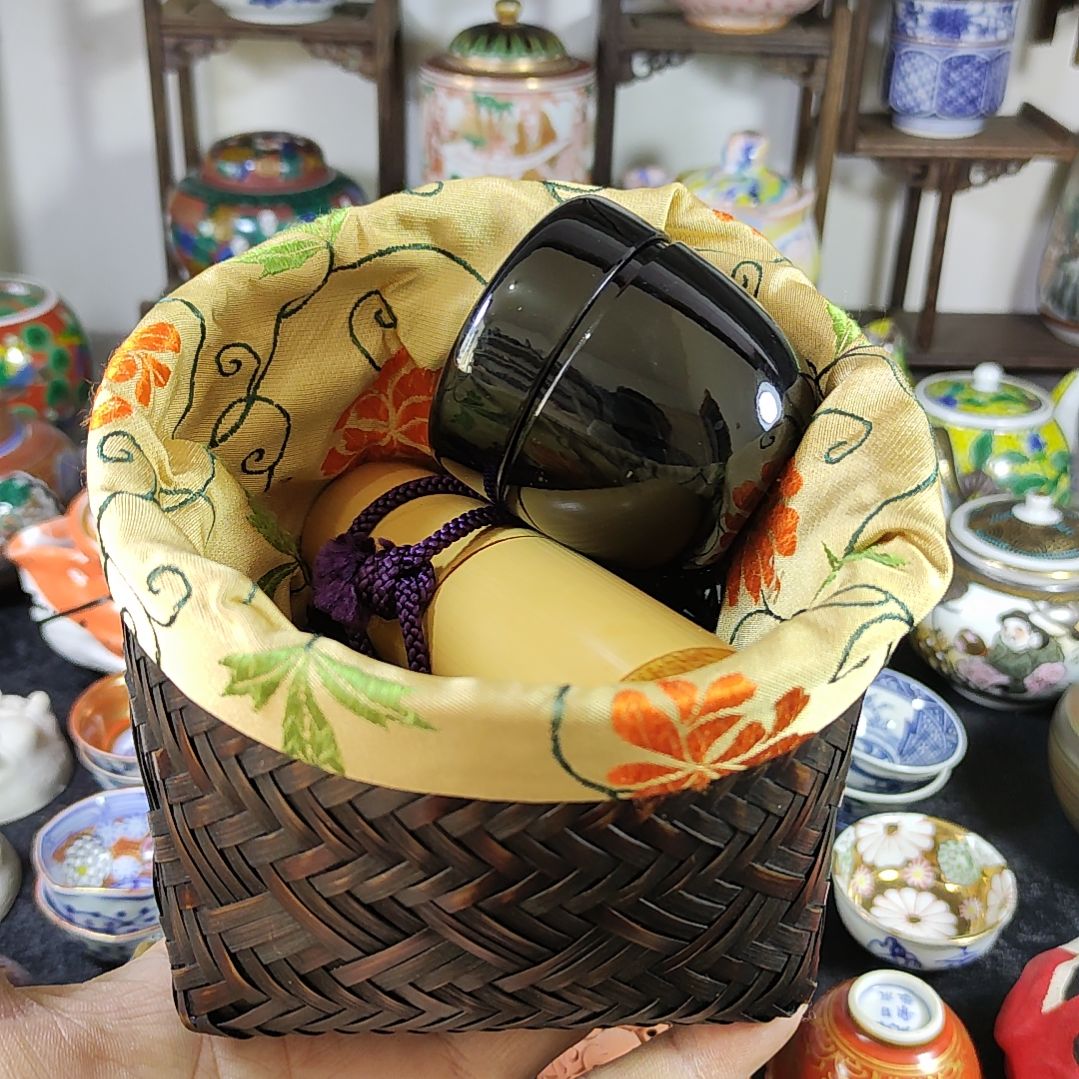 杯30包邮，偏远地区不包邮，中古品不保全新