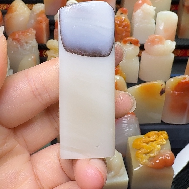 老挝石漂亮的好看又