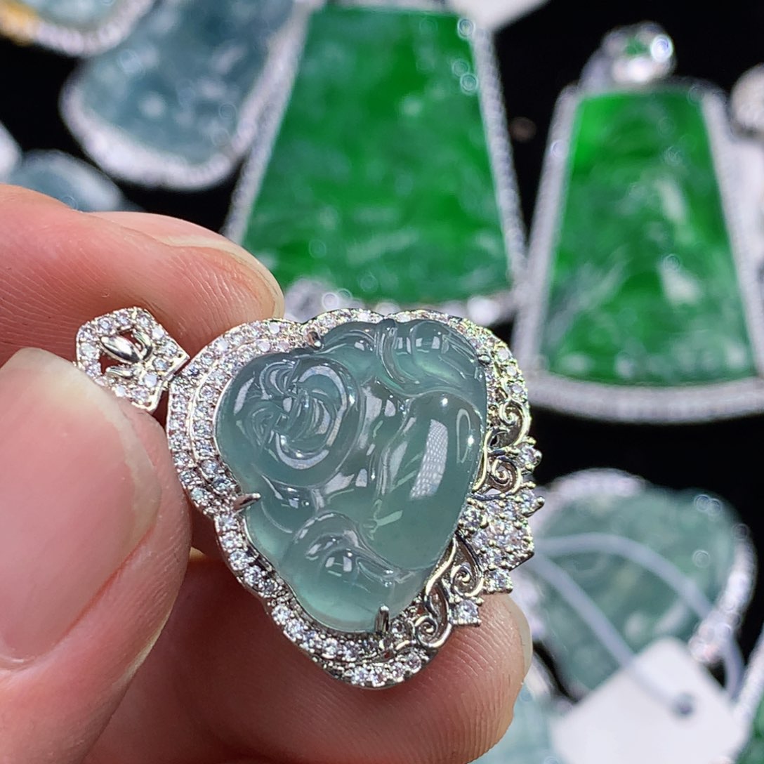 【闪购商品】翡翠颈饰未镶嵌翡翠