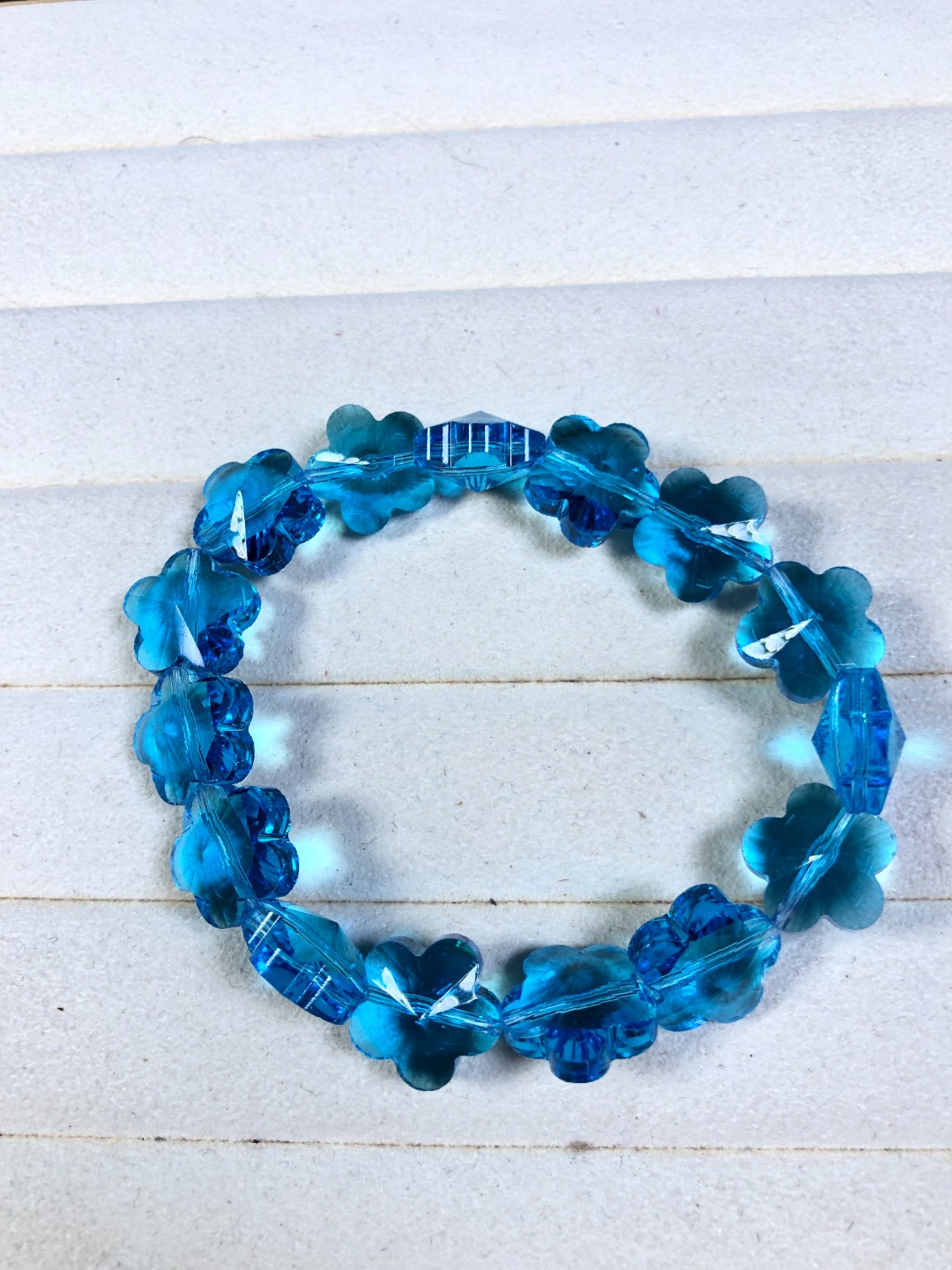 蓝色小花手串A77
