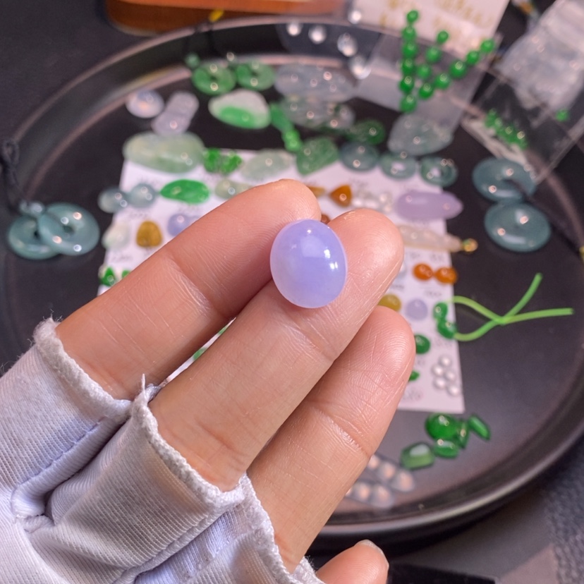 【闪购商品】翡翠挂件未镶嵌蛋