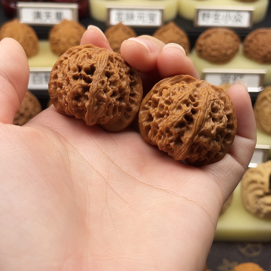 文玩核桃把件苹果园38全品907