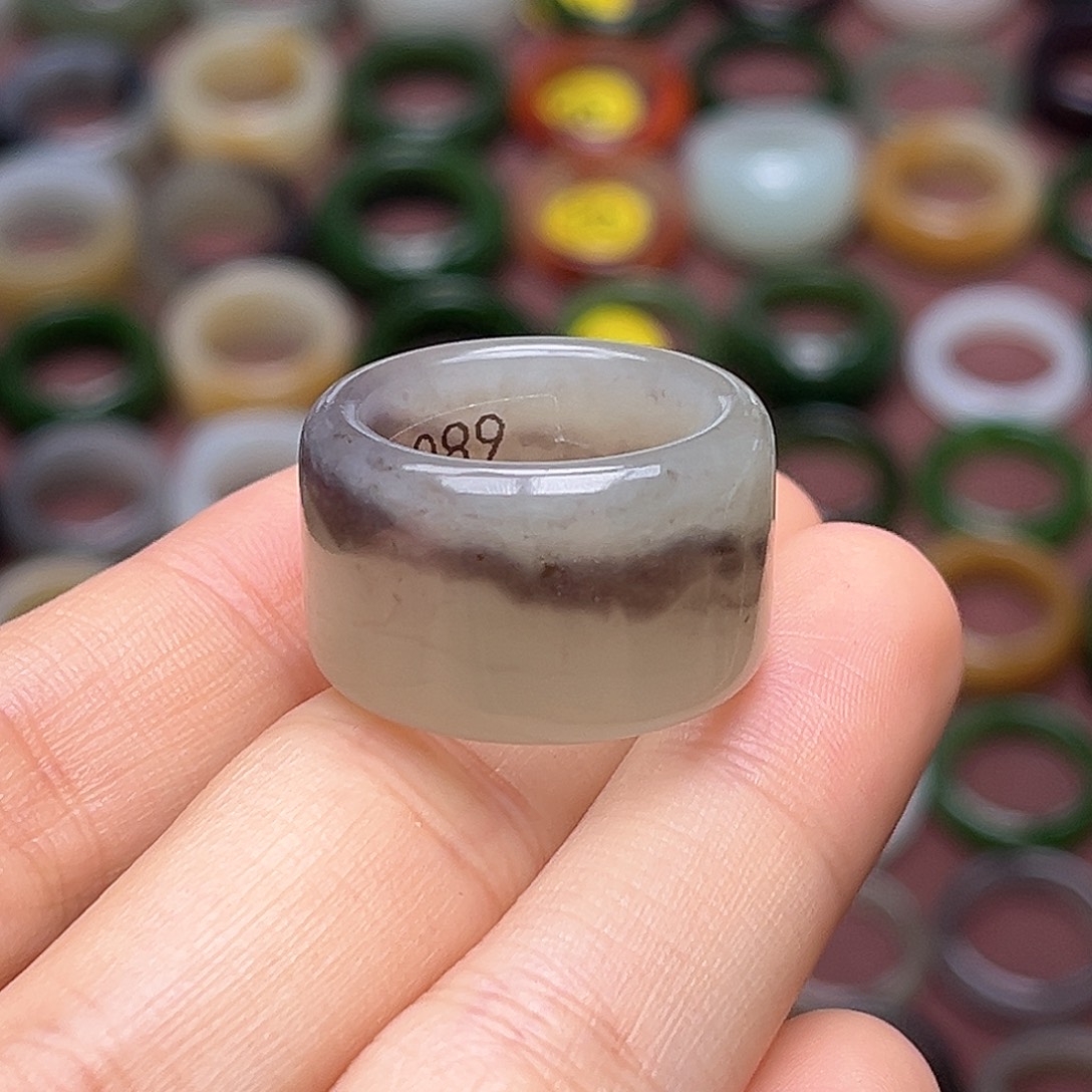 和田玉未镶嵌戒指18.4香炉紫烟