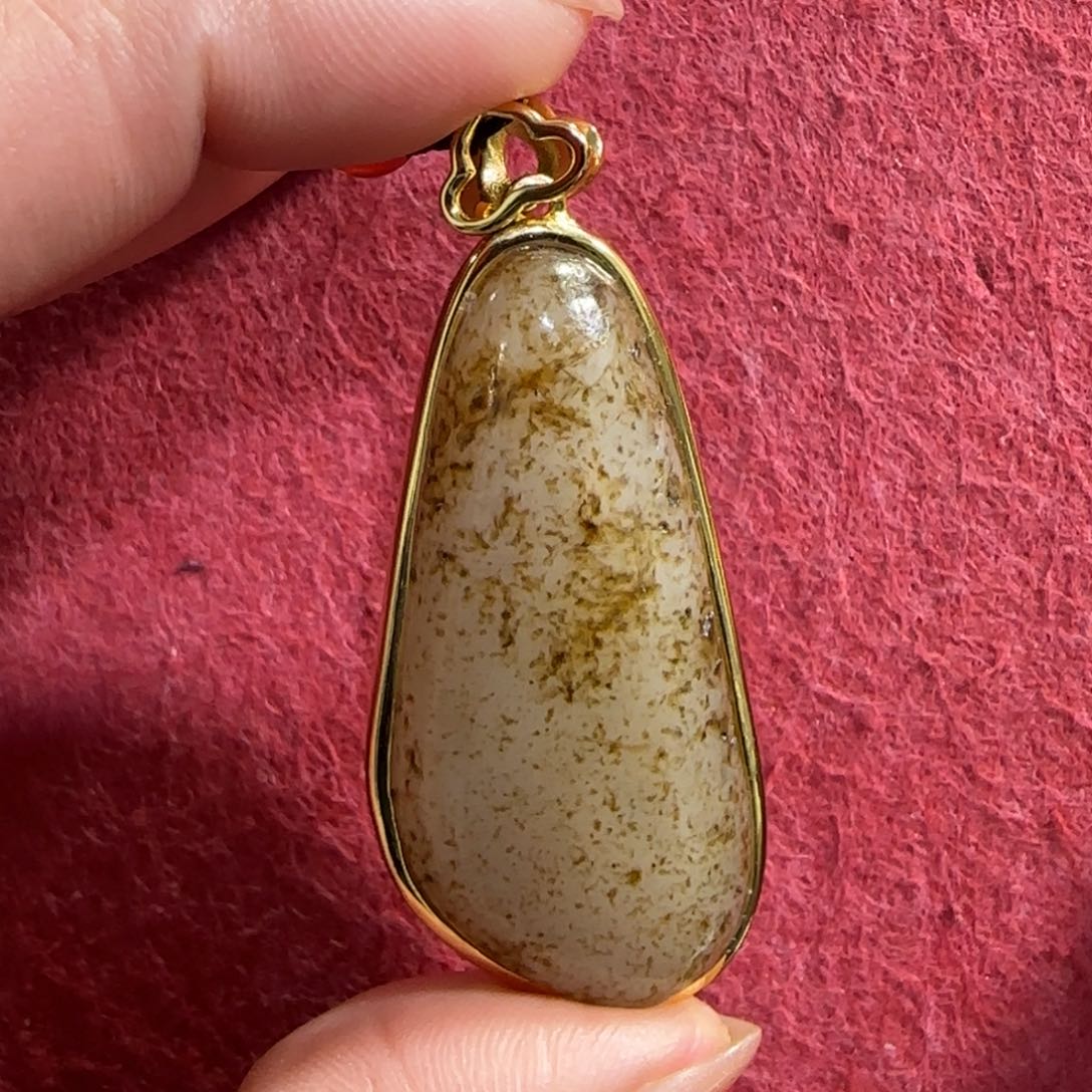 和田玉未镶嵌挂件