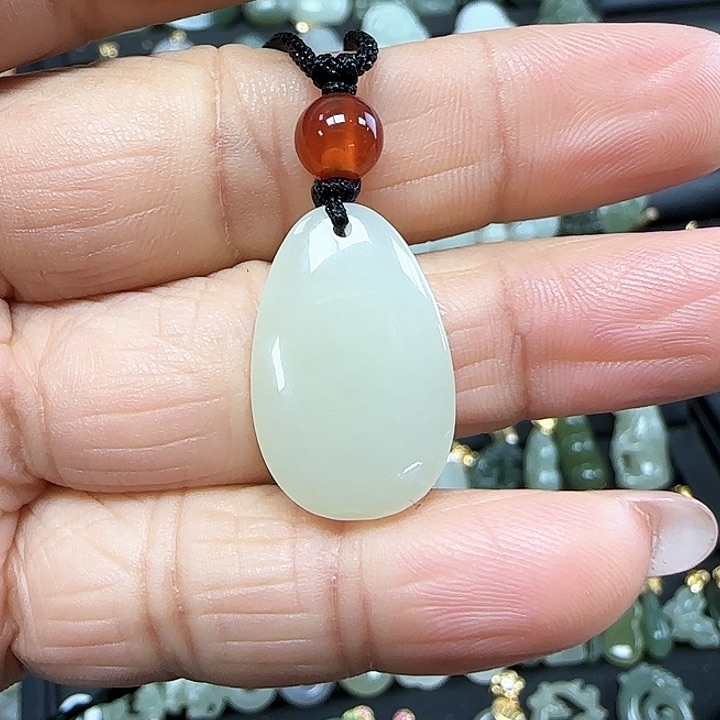 和田玉吊坠(不含链)未镶嵌