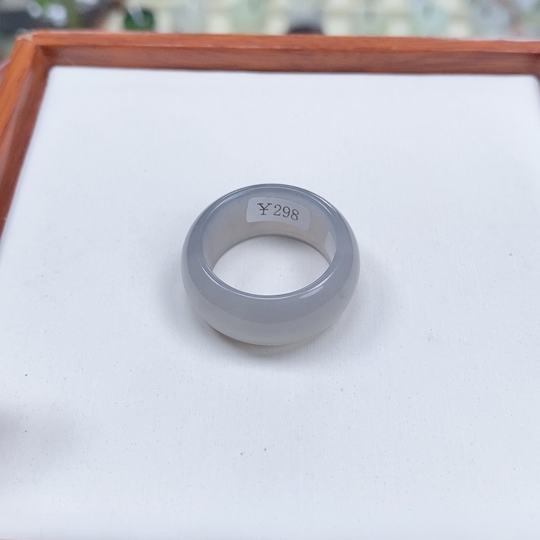 和田玉戒指未镶嵌金**来专拍16-18.2