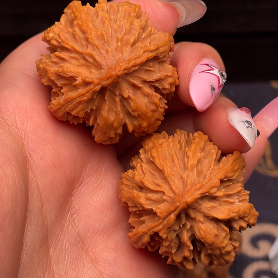 文玩核桃把件6号车