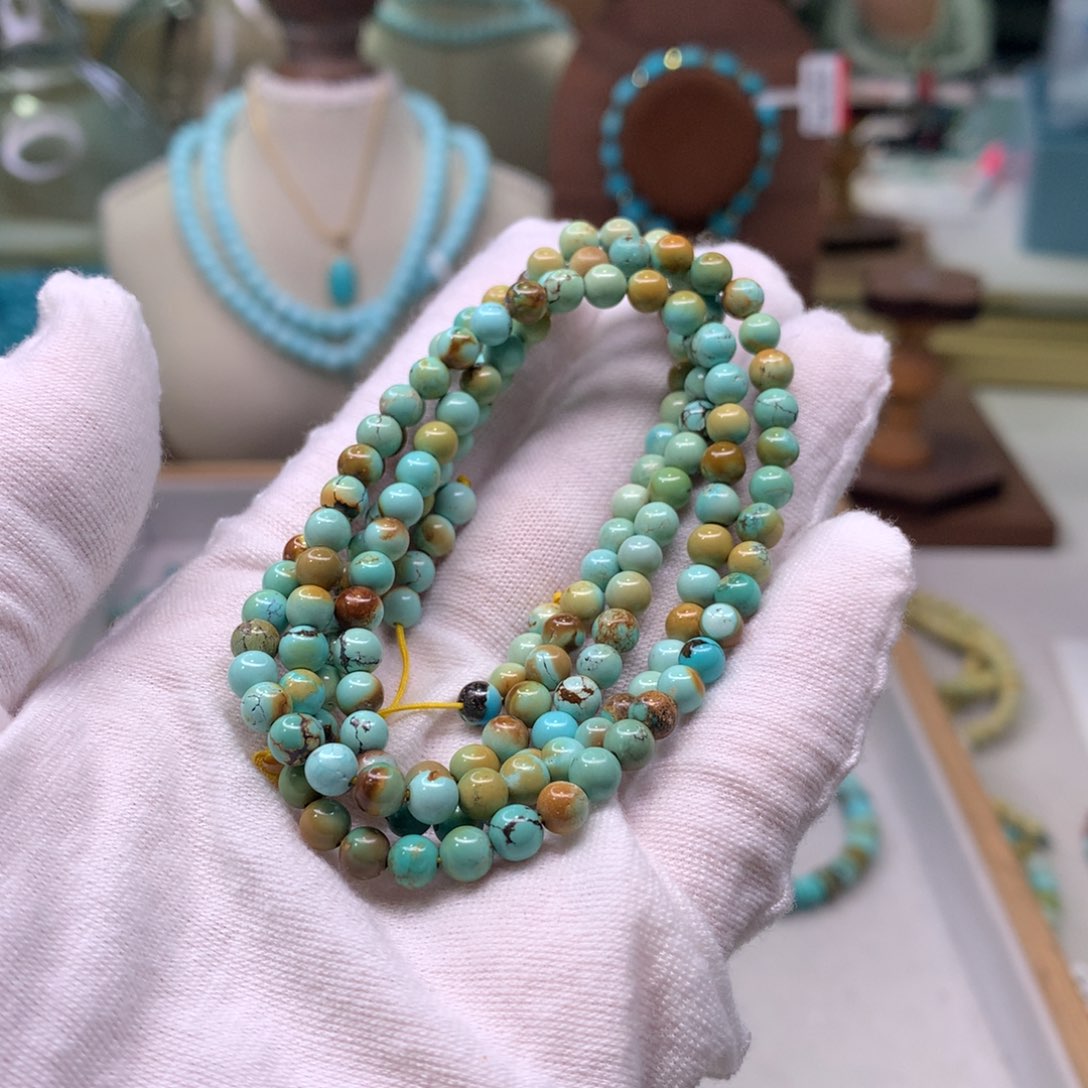 绿松石配饰未镶嵌