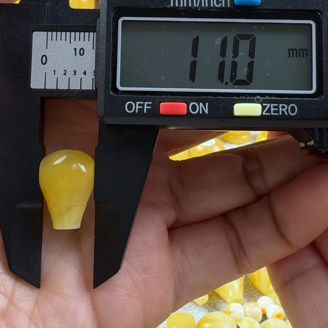 蜜蜡未镶嵌裸石21杂