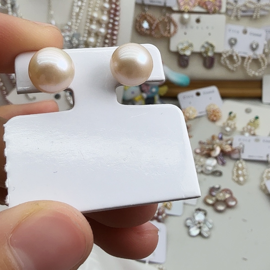 颈饰未镶嵌淡水珍珠