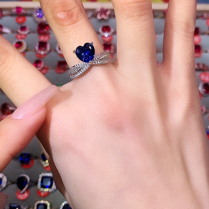 蓝宝石戒指银S925镶嵌