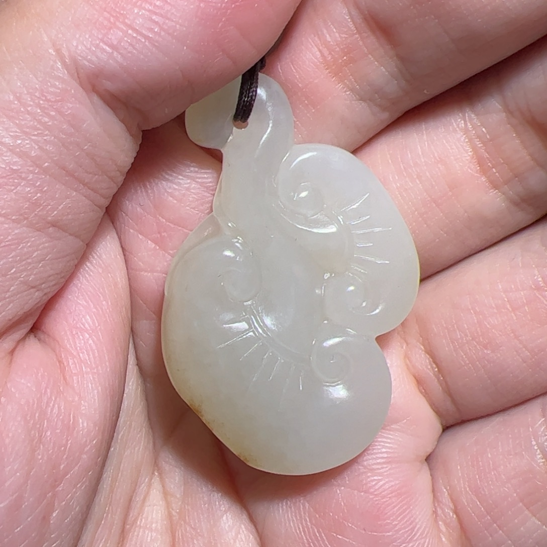 和田玉（子料）未镶嵌颈饰