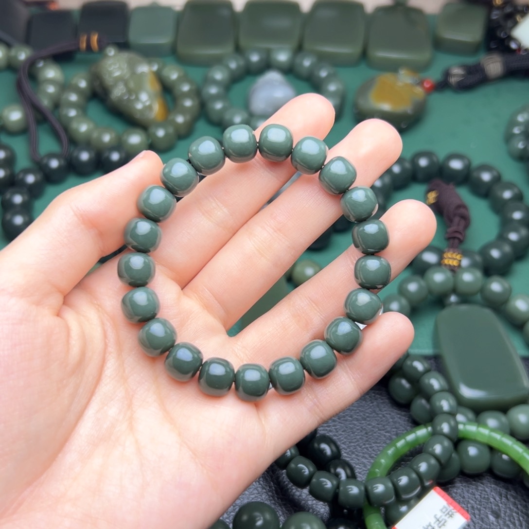 和田玉手链未镶嵌缘**-