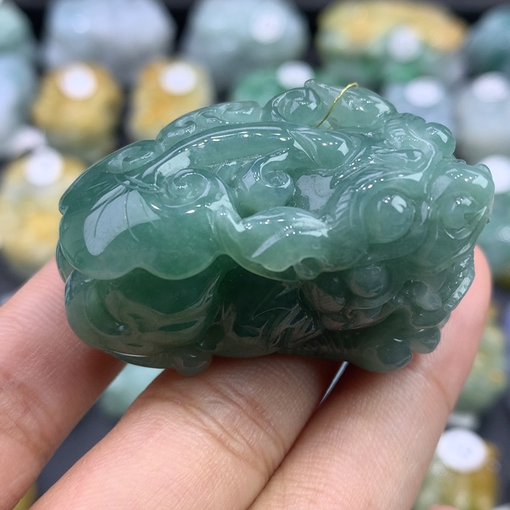 翡翠未镶嵌颈饰天然缅甸翡翠