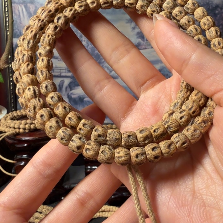 柏香籽/百香籽手串平**人