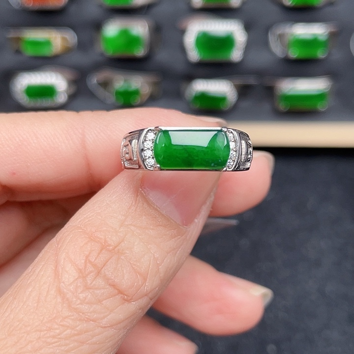 翡翠戒指银S925镶嵌编号2842没有运费险