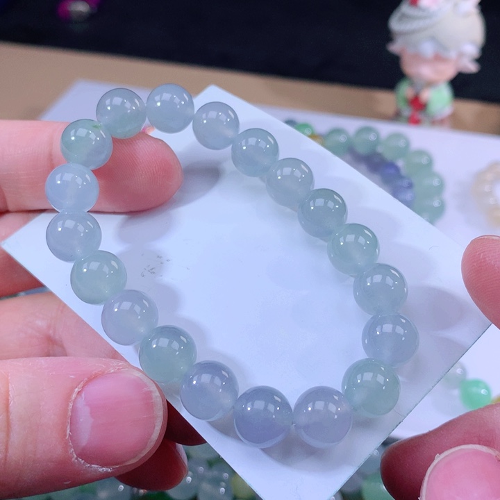 翡翠手链未镶嵌翡翠