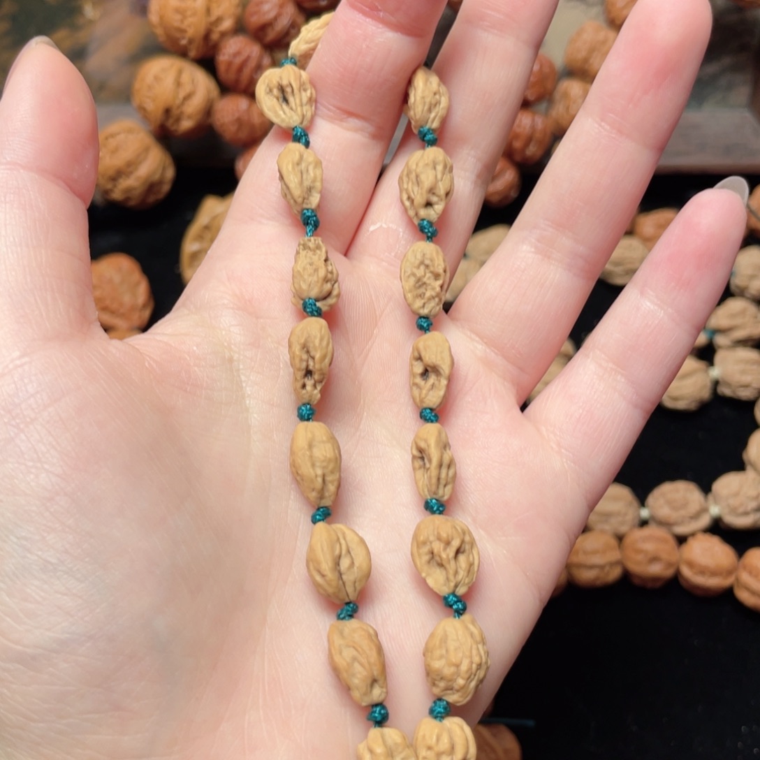 W***A吊坠文玩核桃蛤蟆