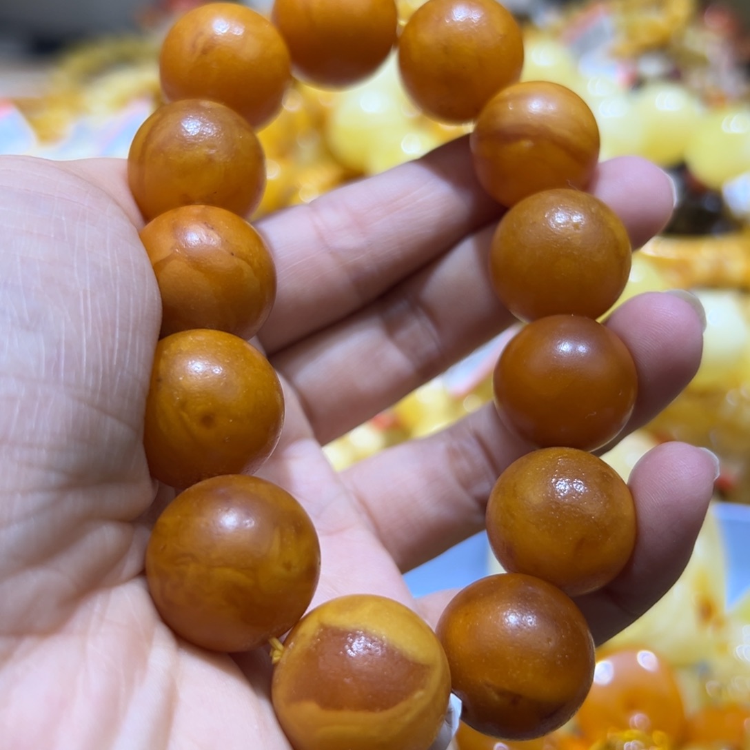 琥珀珠宝奇石未镶嵌