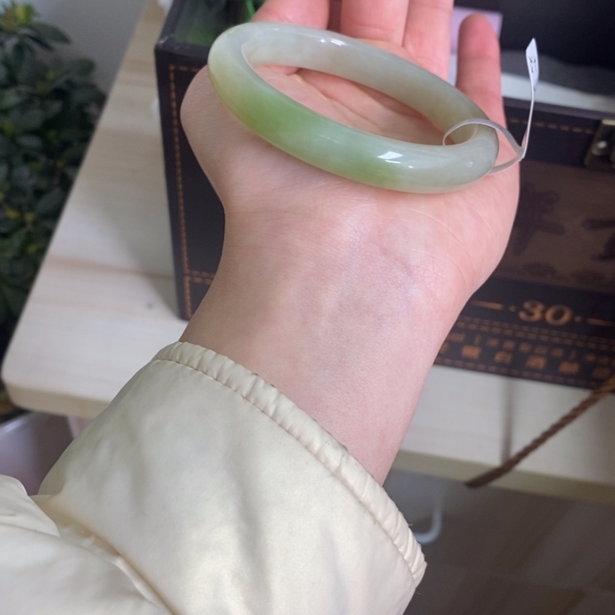 【闪购商品】和田玉手镯未镶嵌