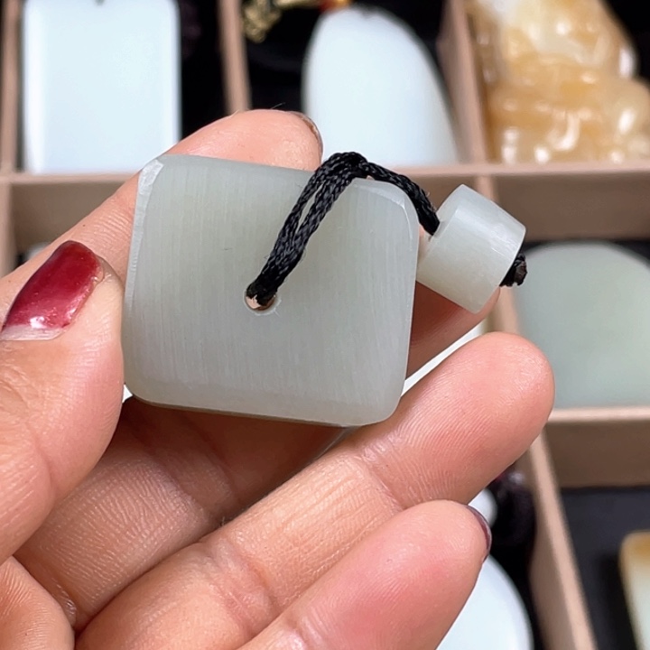 和田玉手链未镶嵌