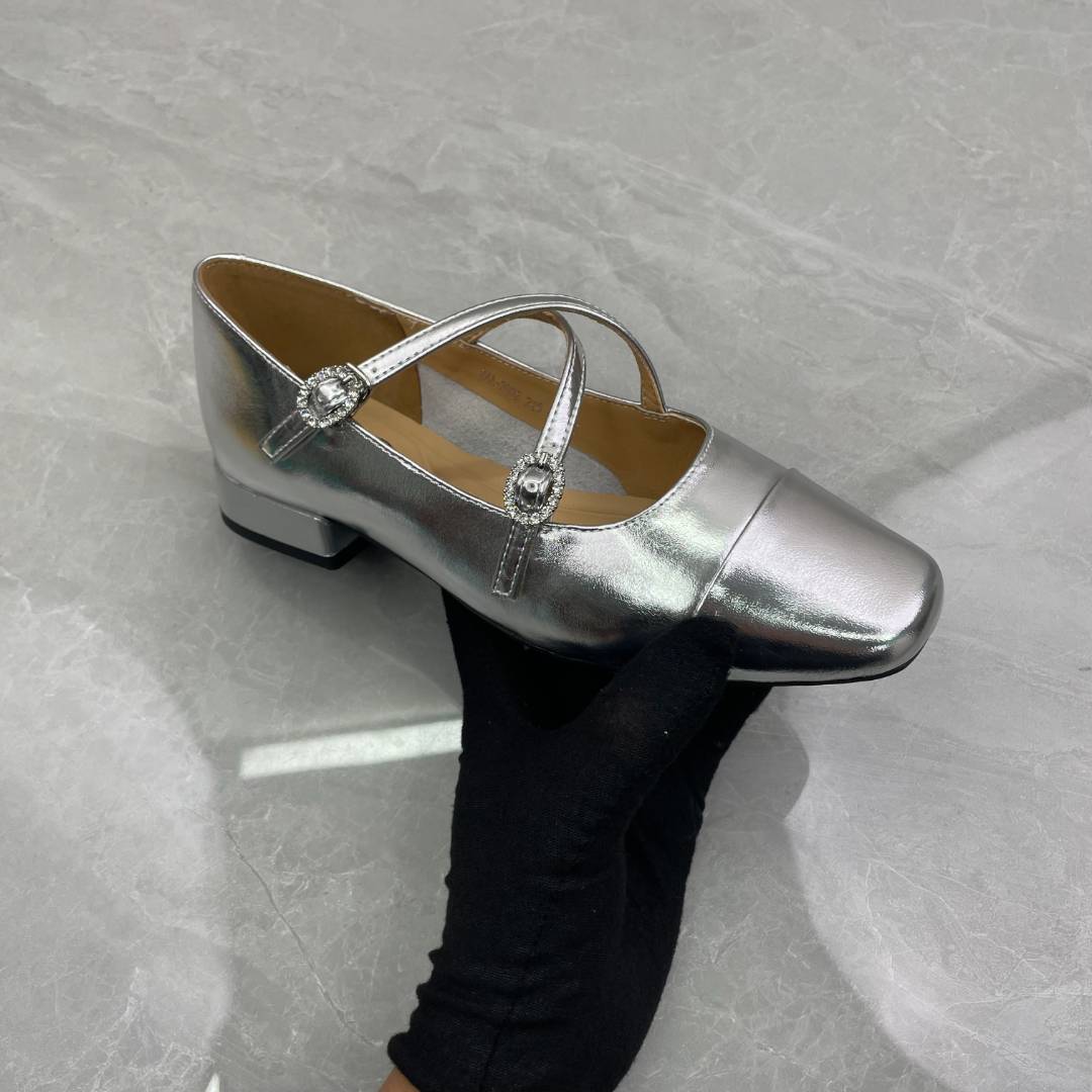 单鞋女 (牛皮) A-3902（孤品）f区38码