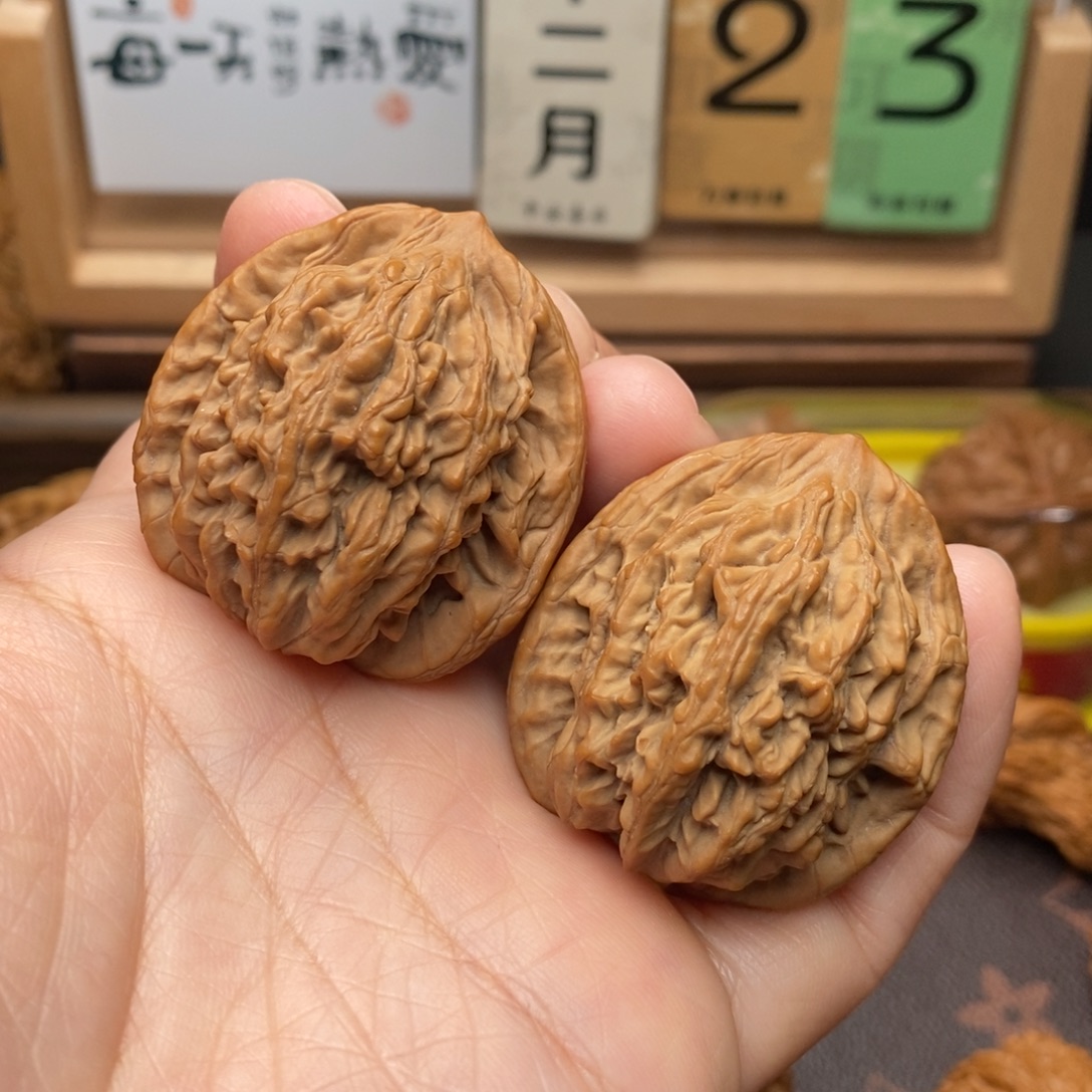 文玩核桃把件虎头39