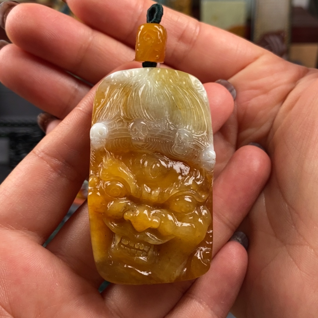 岫玉未镶嵌手把件