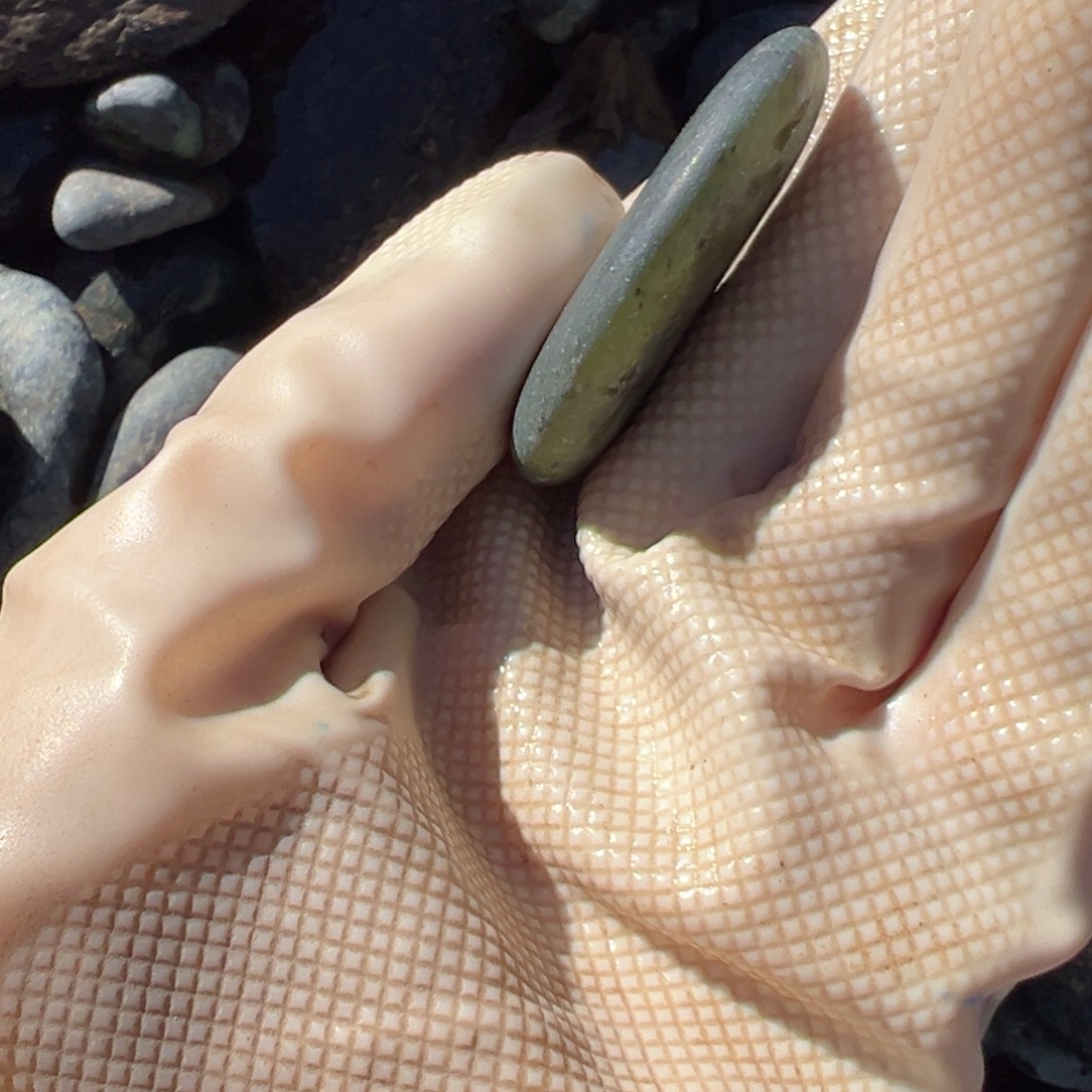 用***4翡翠合金手饰藏玉