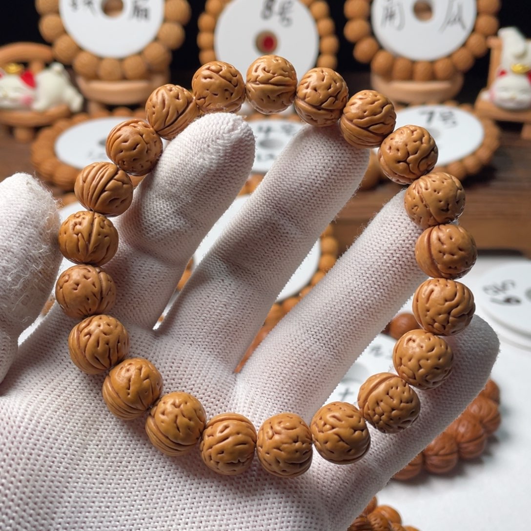 张***-吊坠桃核野生桃核大肠纹尺寸 13+