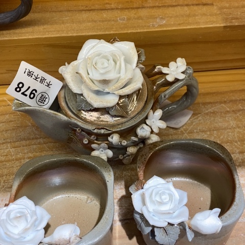 和咯哦我我哦哦哦咯摸摸哦哦