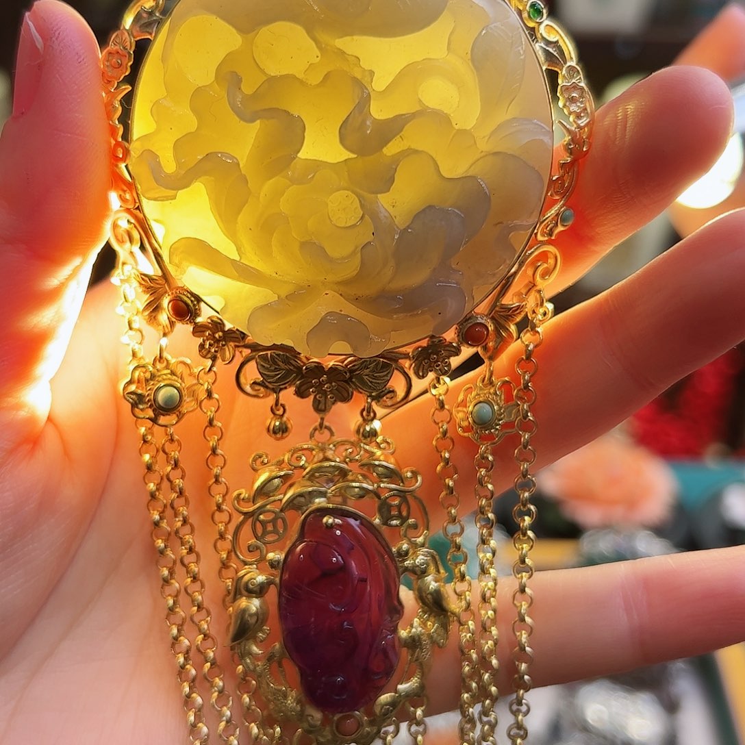 和田玉挂件未镶嵌古风